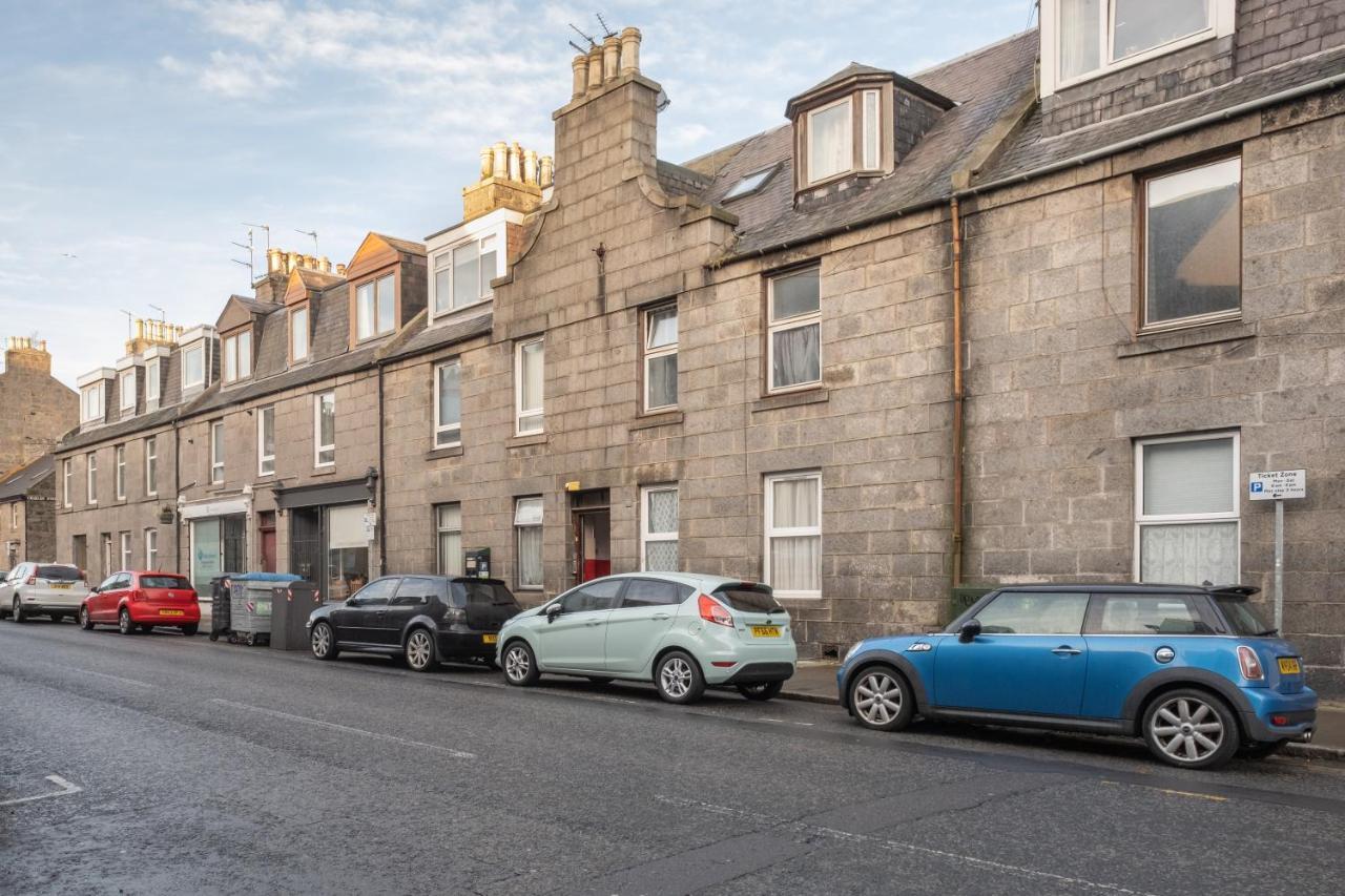 Hutch 2 Bed Apart Aberdeen Zewnętrze zdjęcie